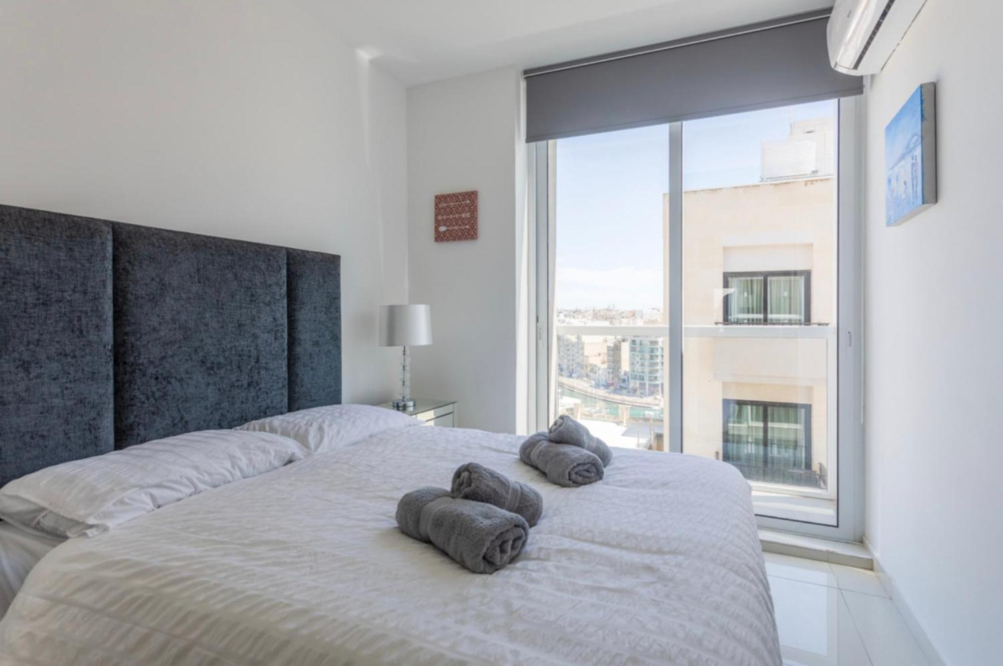 Saint Julian - Lovely Apartment With Terrace - Cityapartmentstay Saint Julian's Exterior photo